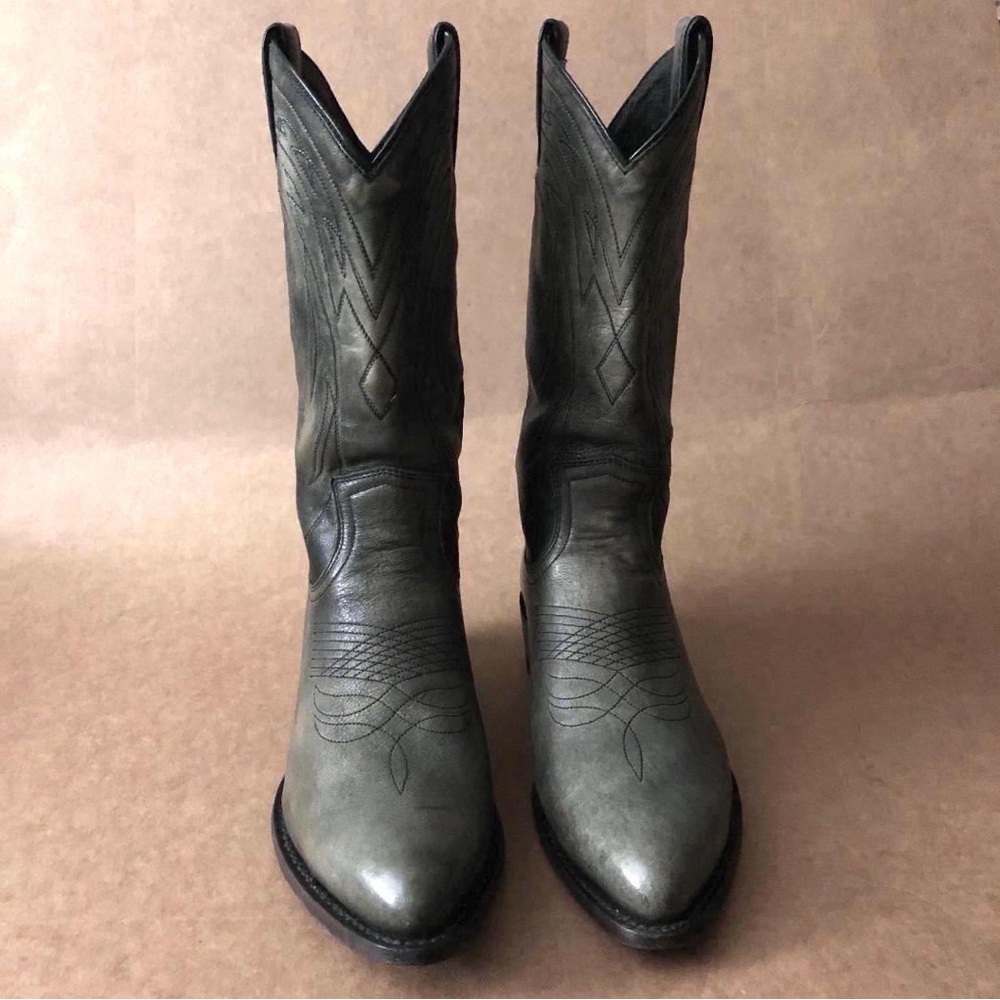 FRYE BOOTS Women’s Billy Pull-On Deco Stitch
